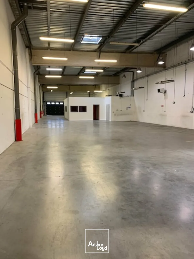 AVIGNON LE PONTET LOCAL COMMERCIAL A LOUER