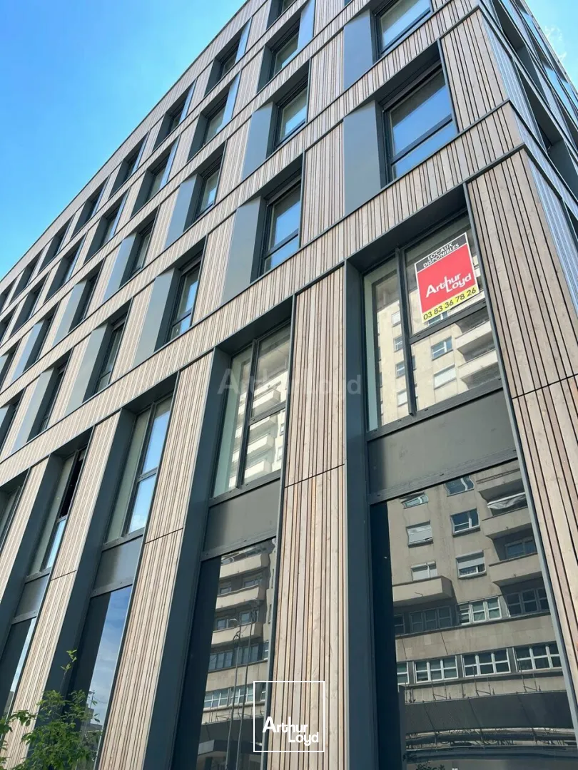 BUREAUX à VENDRE de 175 m²