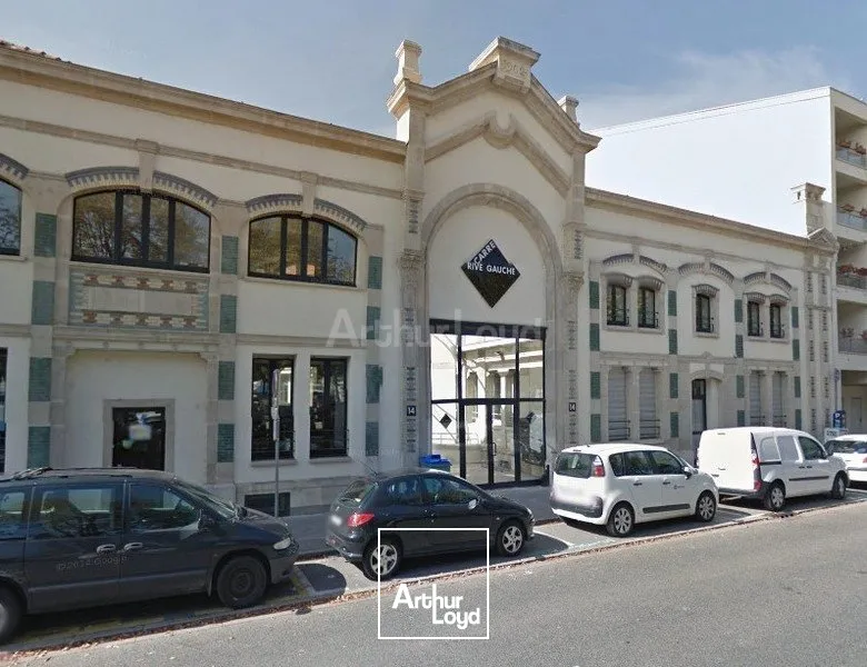 BUREAUX à LOUER de 223 m²