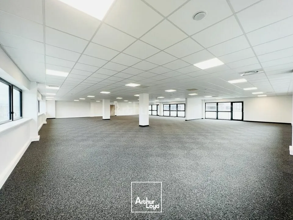 BUREAUX à LOUER de 457 m²