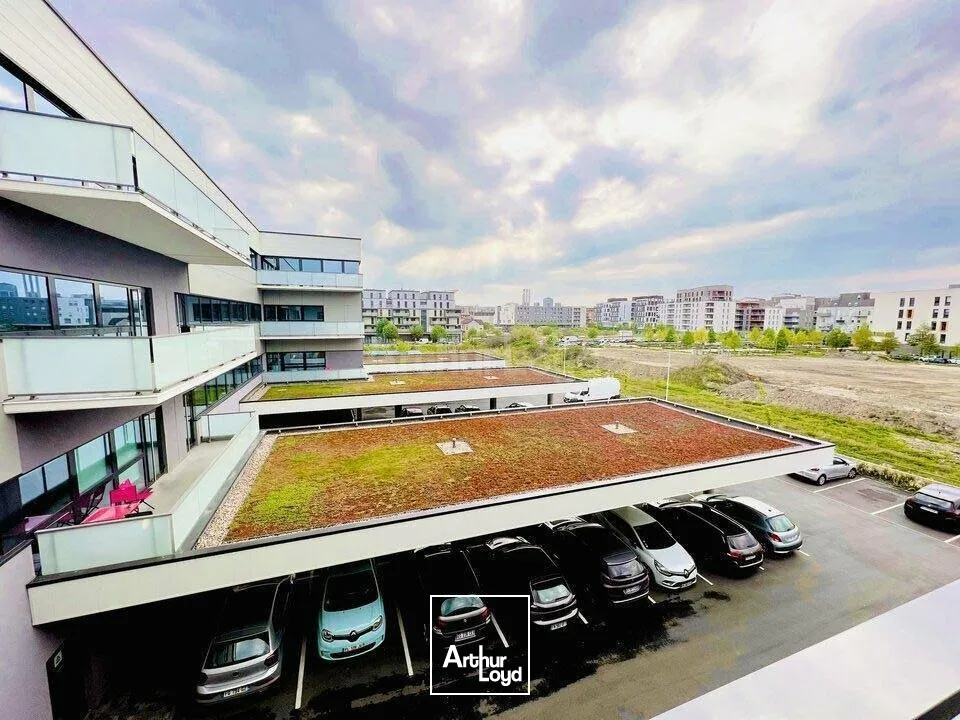 BUREAUX à LOUER de 457 m²