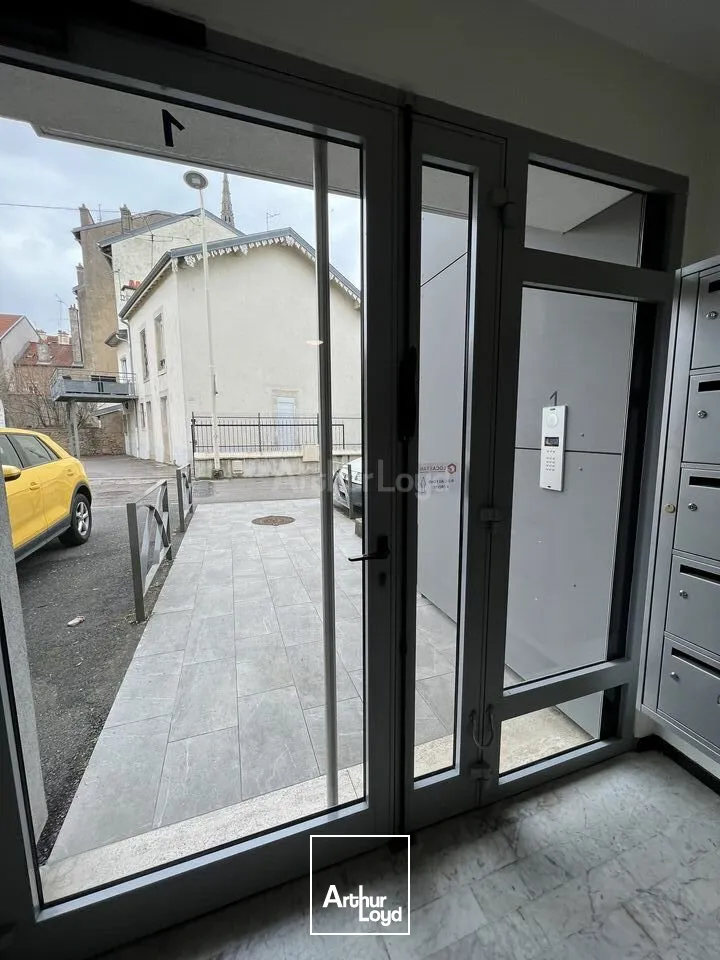 BUREAUX à LOUER de 131 m²