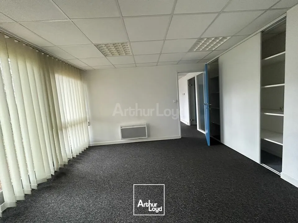 BUREAUX à LOUER de 118 m²