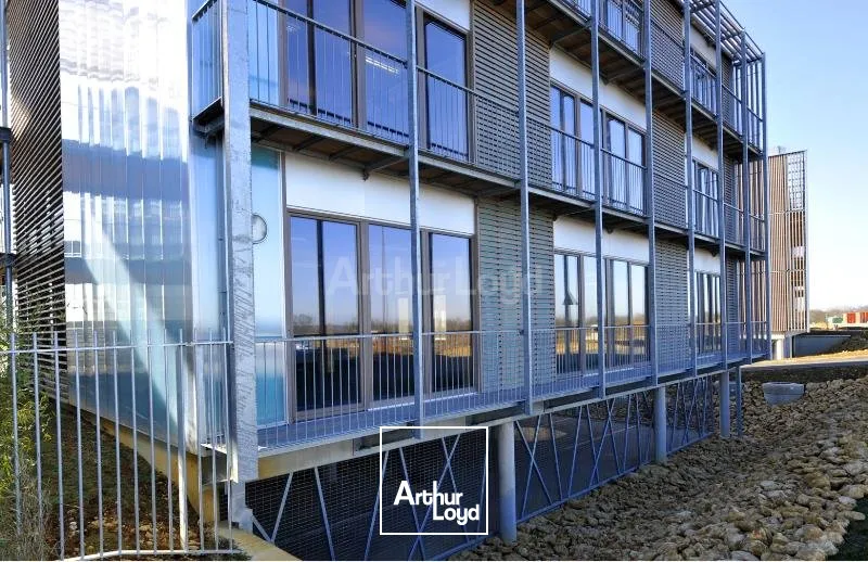 BUREAUX à LOUER de 1392 m²