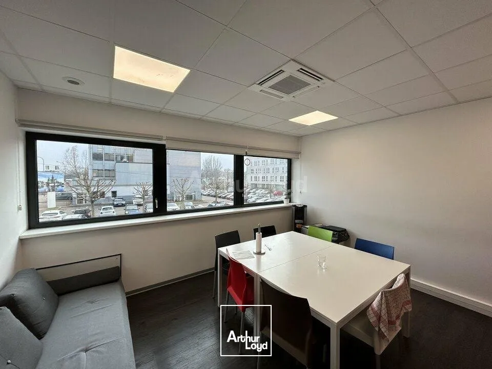 BUREAUX à LOUER de 286 m²