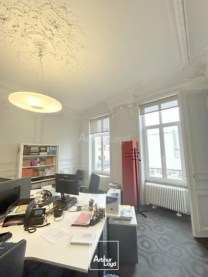 BUREAUX à LOUER de 550 m²
