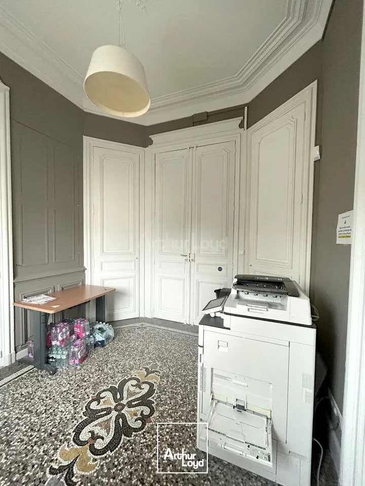 BUREAUX à LOUER de 550 m²