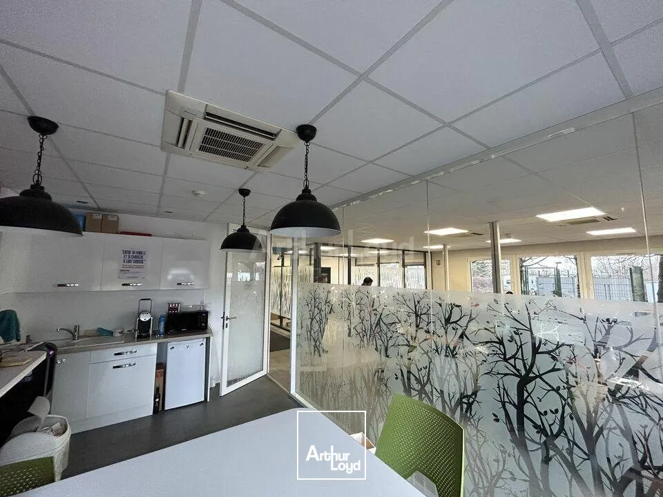 BUREAUX à LOUER de 267 m²