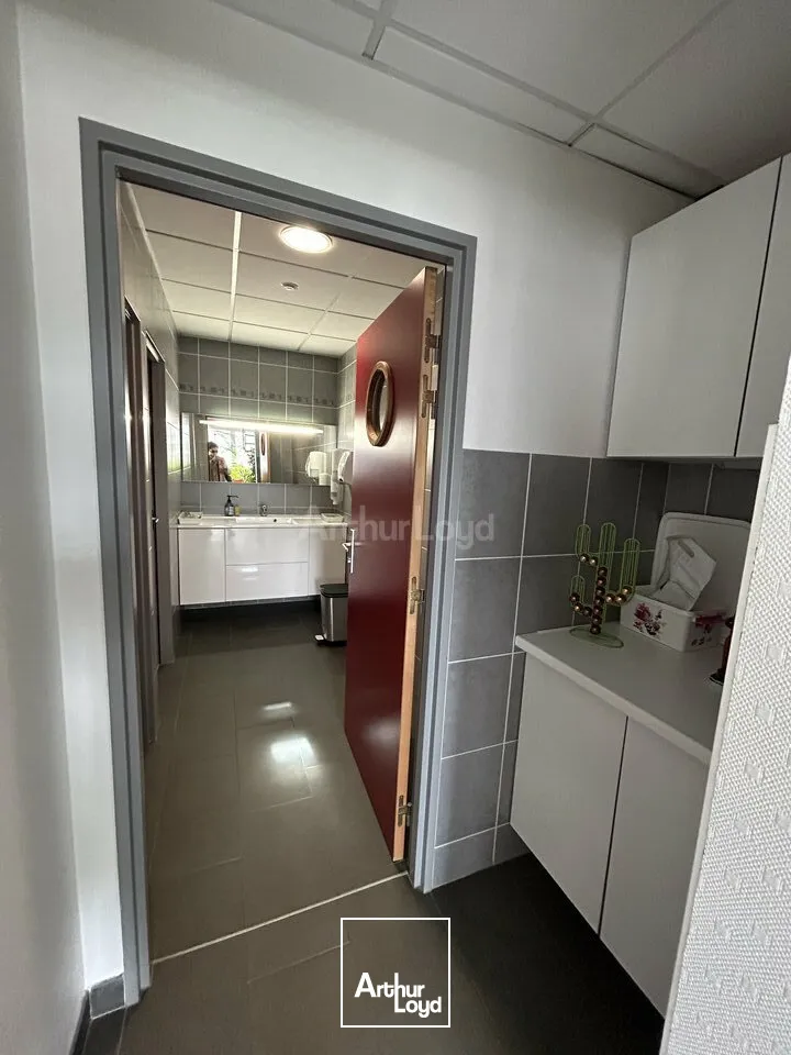 BUREAUX à LOUER de 84 m²