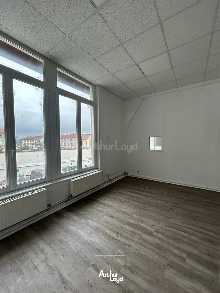 BUREAUX à LOUER de 100 m²