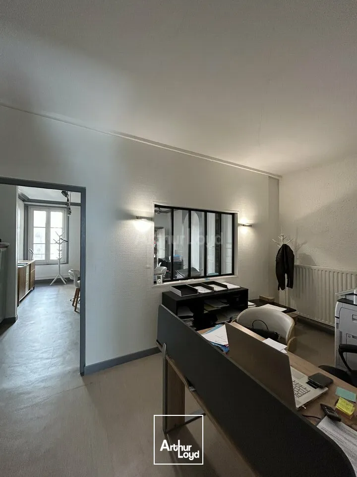 BUREAUX à LOUER de 115 m²