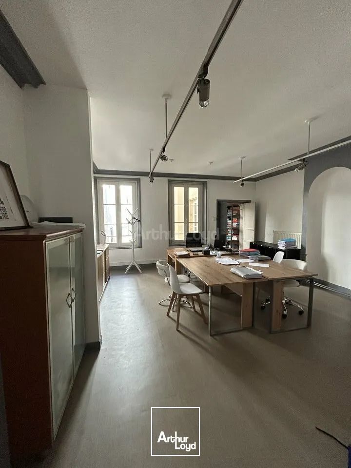 BUREAUX à LOUER de 115 m²