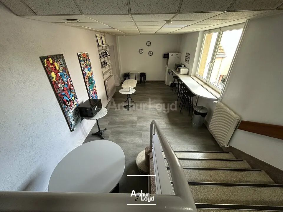 BUREAUX à LOUER de 1623 m²