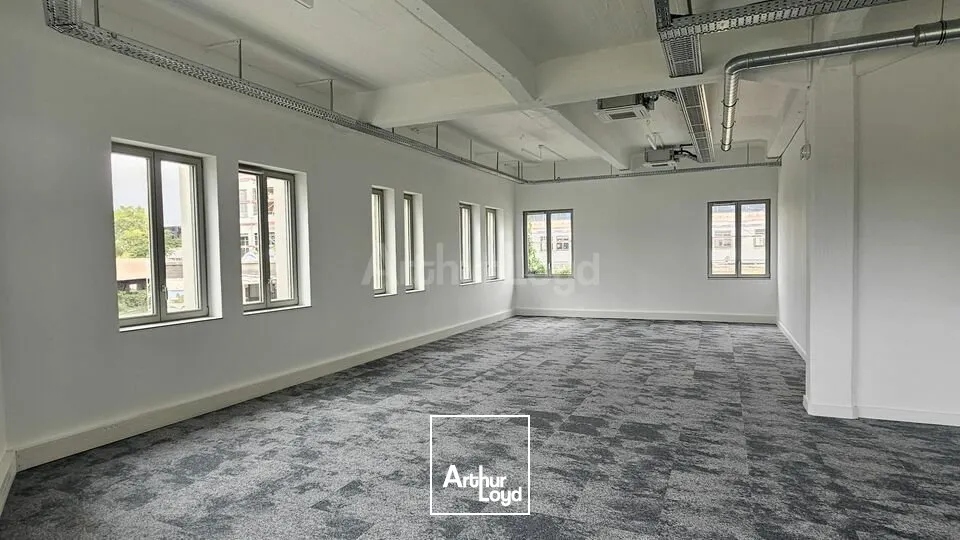 BUREAUX à LOUER de 289 m²