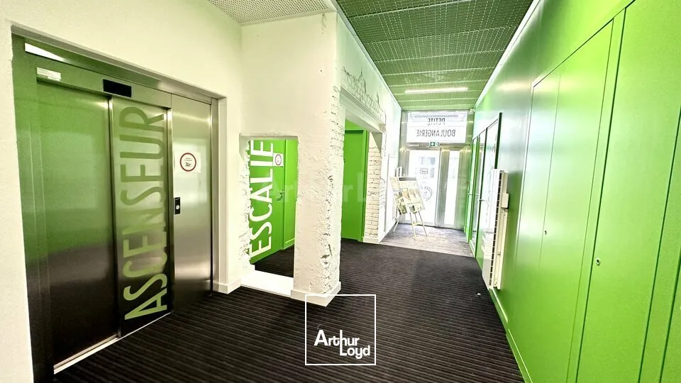 BUREAUX à LOUER de 289 m²