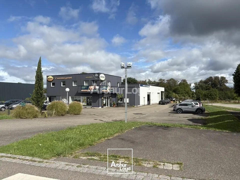 LOCAL COMMERCIAL à VENDRE de 645 m²