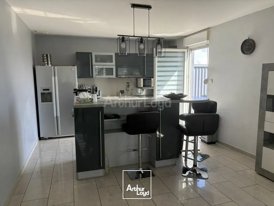 LOCAL COMMERCIAL à VENDRE de 645 m²