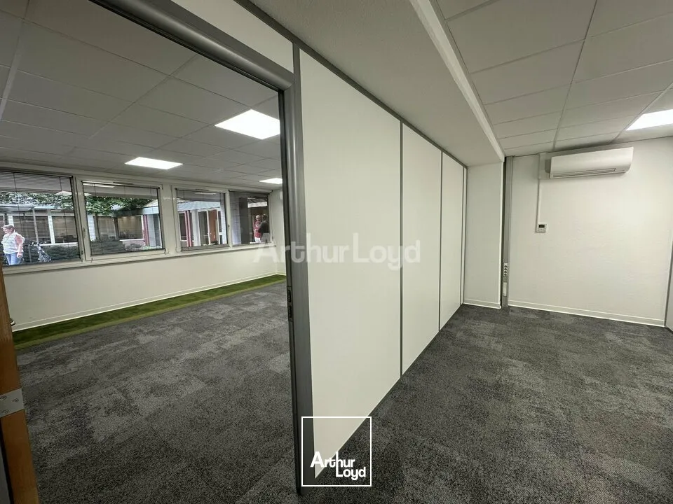 BUREAUX à LOUER de 1769 m²