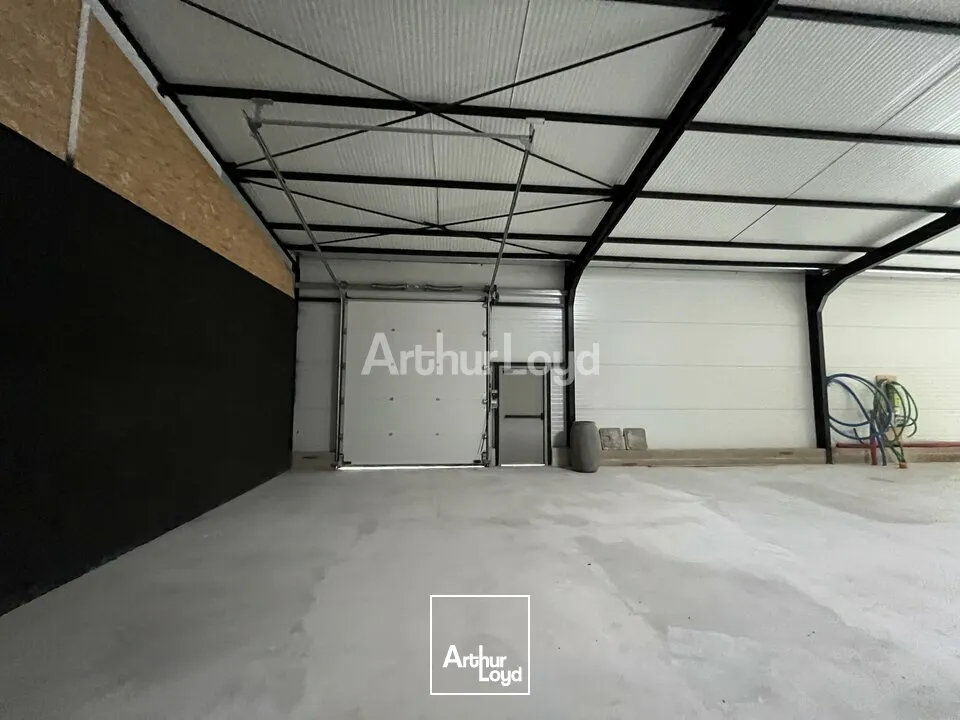 A louer local d'activité d'environ 513m2 à Betheny