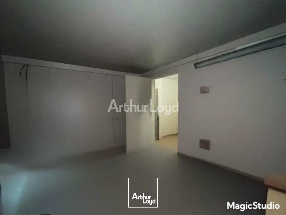 Emplacement N°1- centre-ville de Reims local commercial à céder d'environ 