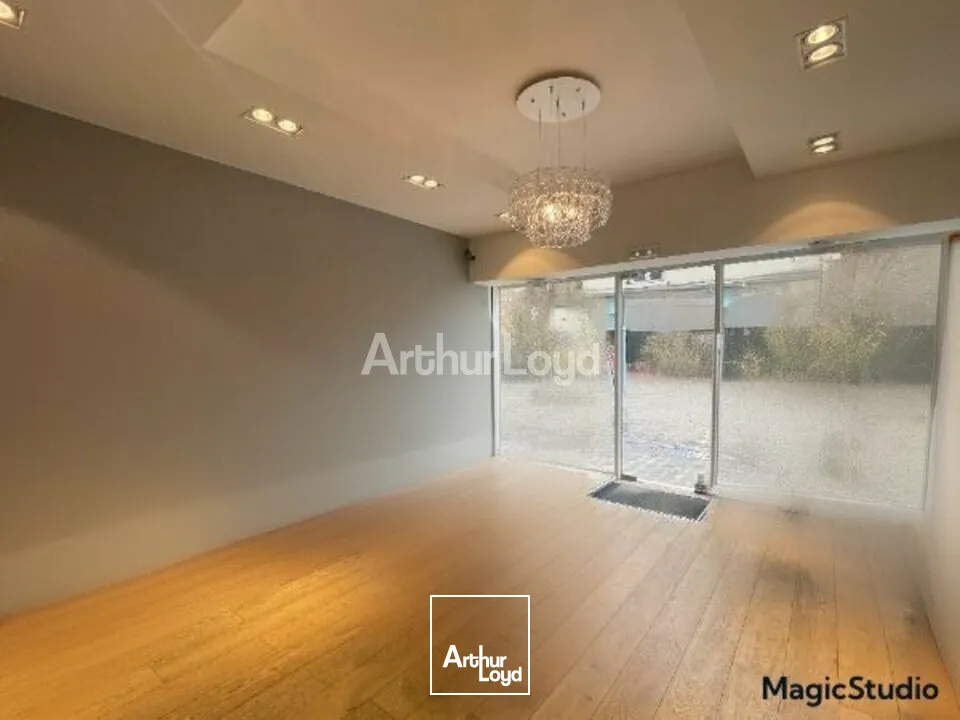 Emplacement N°1- centre-ville de Reims local commercial à céder d'environ 