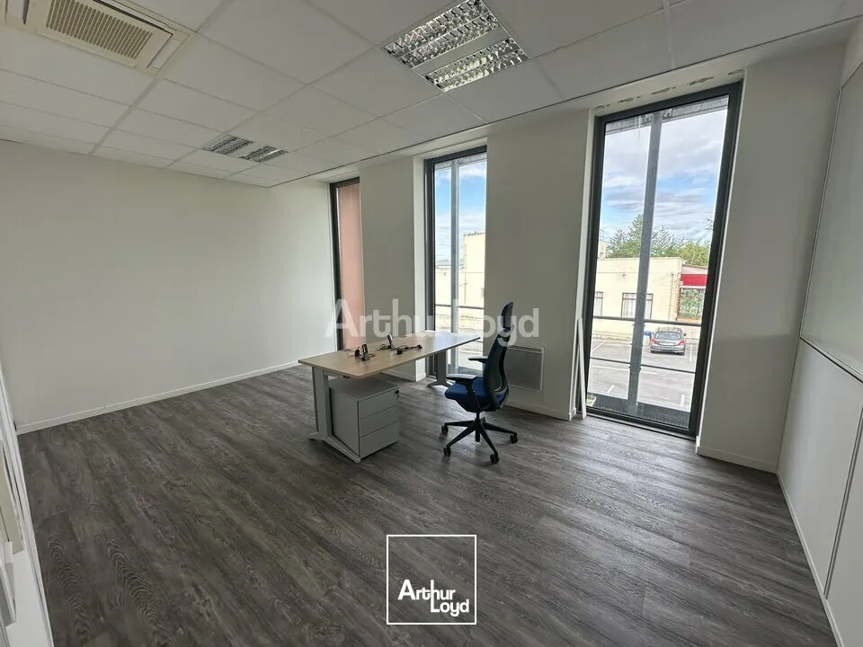 BUREAUX D'ENVIRON 110m2 - REIMS LA POMPELLE