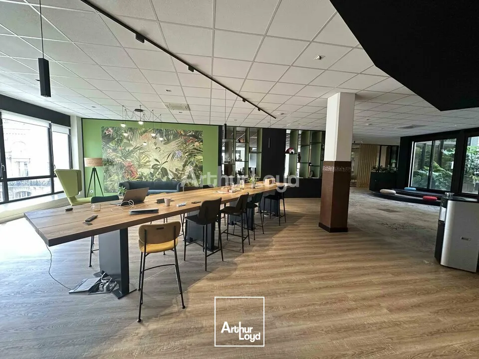 PLATEAUX DE BUREAUX D'ENVIRON 962m2 AVEC TERRASSE- HYPER CENTRE DE REIMS