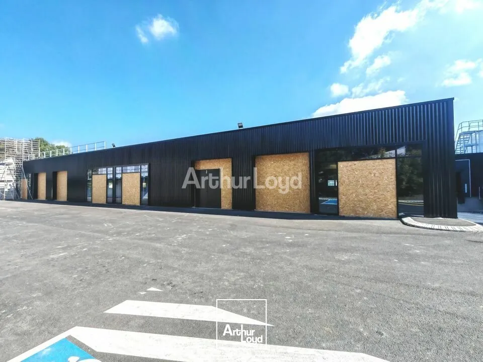 A louer à CORMONTREUIL - 1 094m2 de cellules d'activités, divisible à partir de 247m2