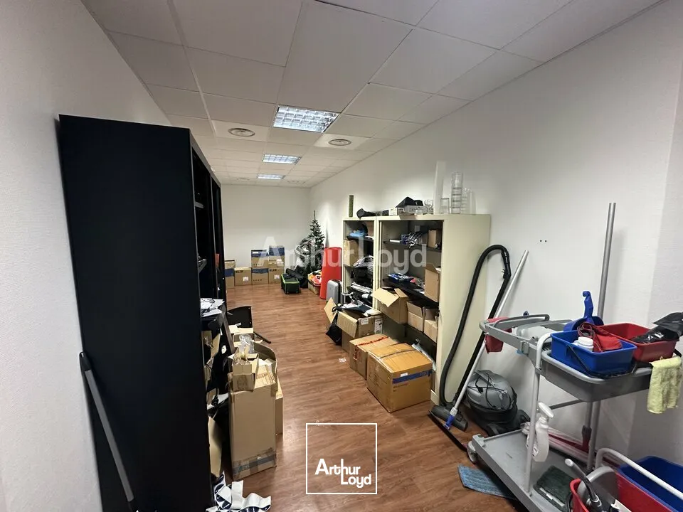 Plateau de bureaux d'environ 307 m2 - REIMS CLAIRMARAIS 