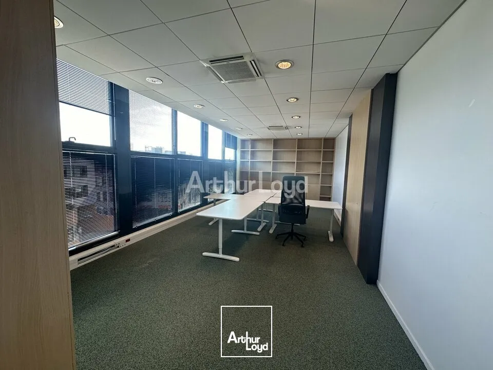 Plateau de bureaux d'environ 230m2 - REIMS CLAIRMARAIS