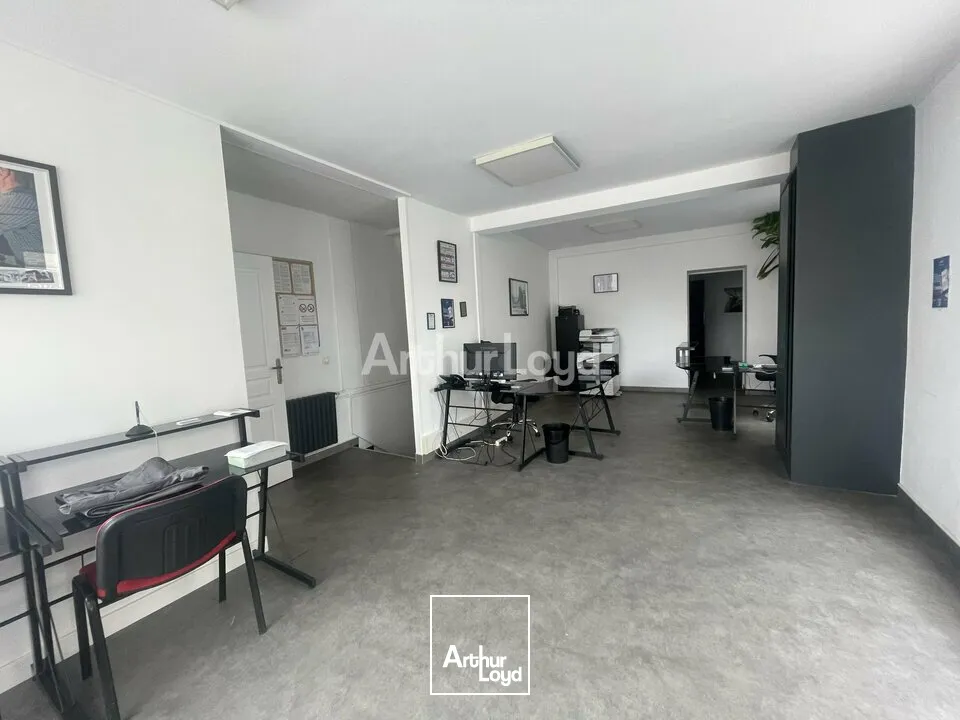 Secteur Saint-Marceaux à REIMS (51) - local commercial d'une superficie d'environ