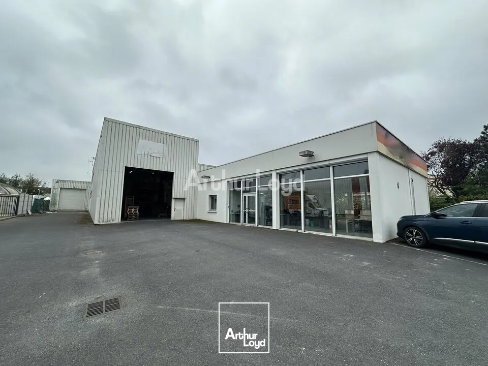 Bâtiment d'activité dune superficie d'environ 1800m2 - CORMONTREUIL