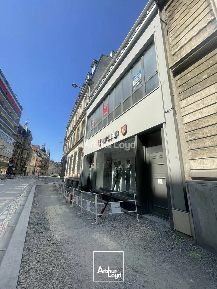 HYPER CENTRE VILLE DE REIMS LOCAL COMMERCIAL A LOUER