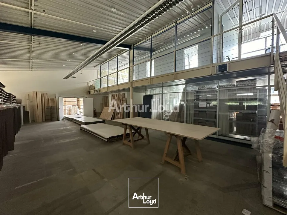 LOCAL D'ACTIVITÉ D'ENVIRON 2 269 M2 - REIMS / BEZANNES