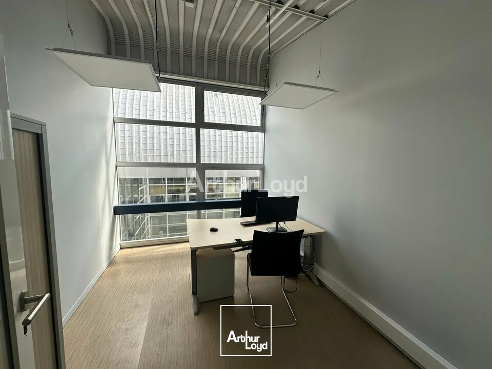 LOCAL D'ACTIVITÉ D'ENVIRON 2 269 M2 - REIMS / BEZANNES