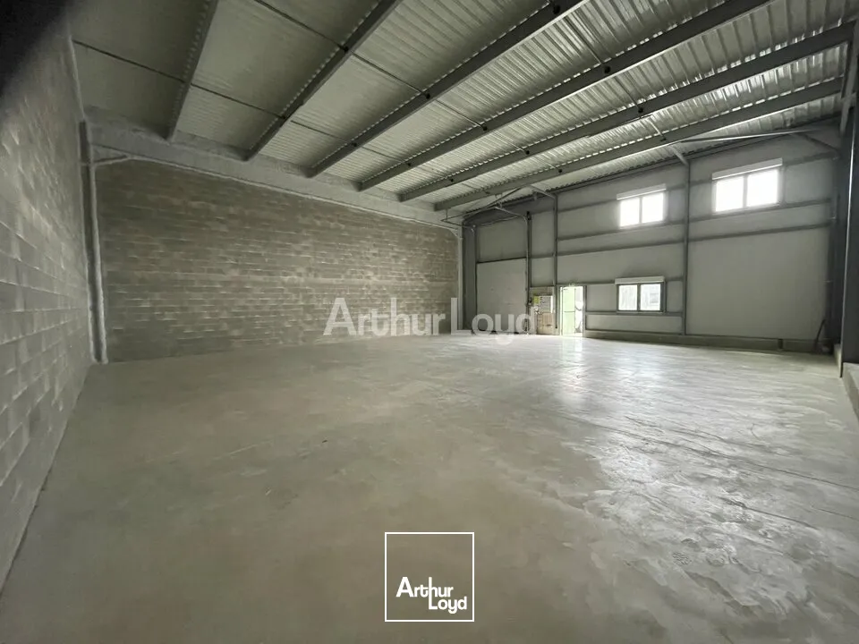 A Louer - Entrepôt de 200m2 secteur ZAC CROIX BLANDIN