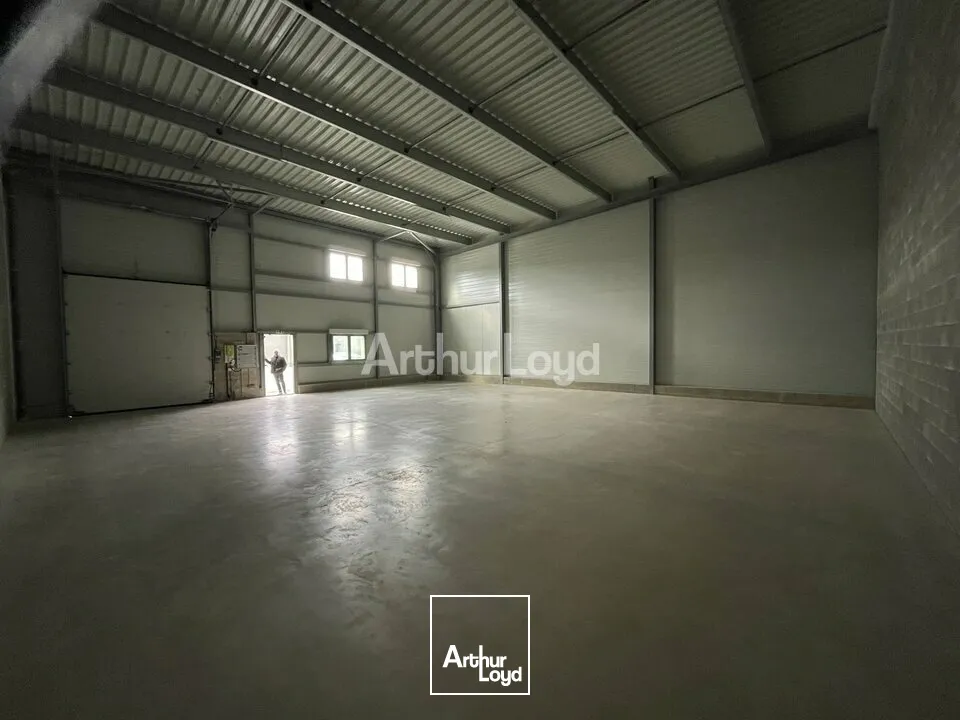 A Louer - Entrepôt de 200m2 secteur ZAC CROIX BLANDIN
