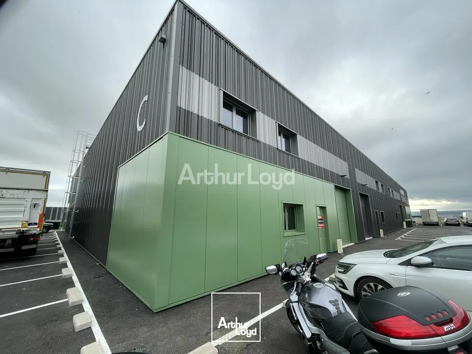 A Louer - Entrepôt de 200m2 secteur ZAC CROIX BLANDIN