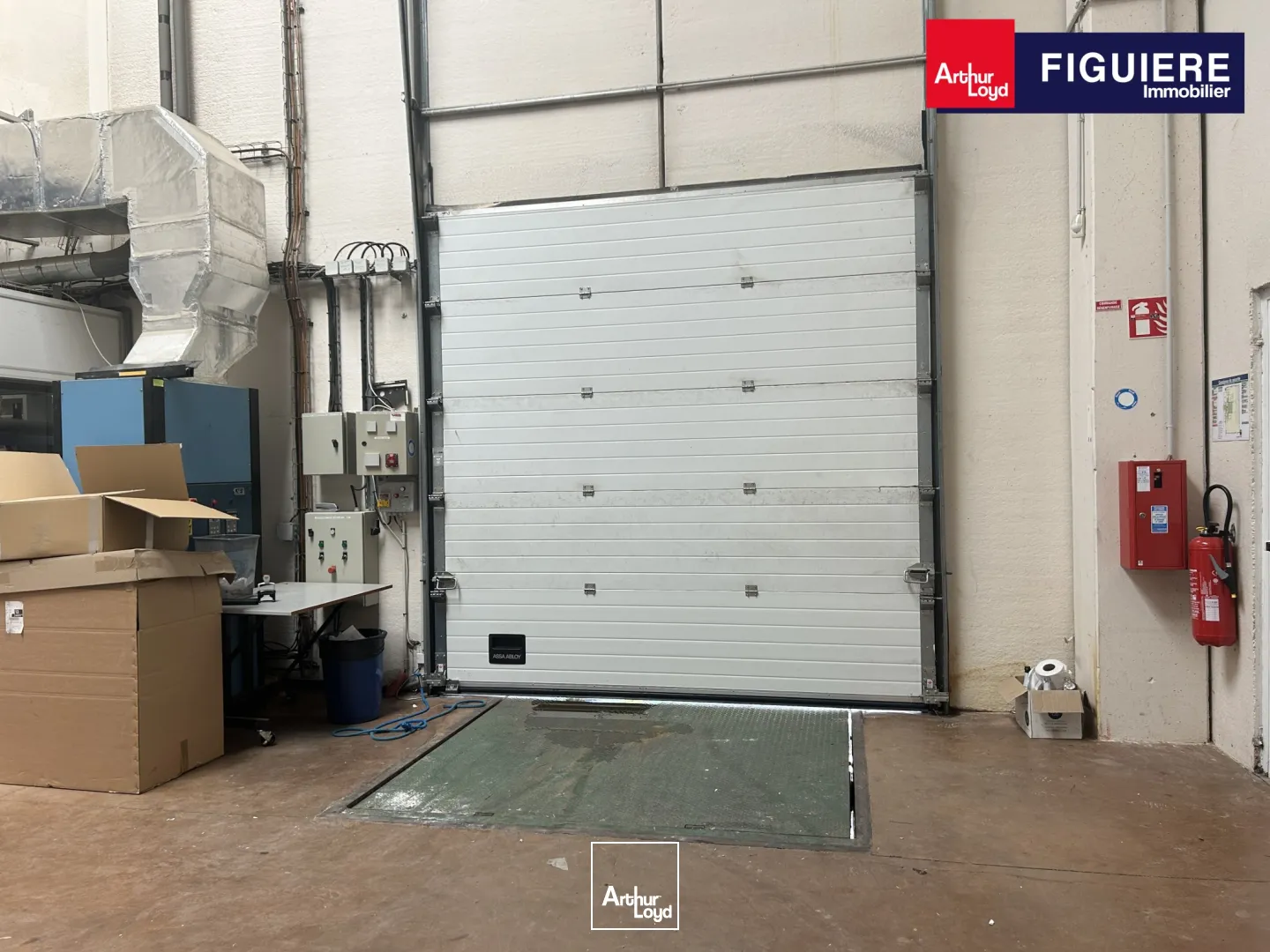 BATIMENT MIXTE INDEPENDANT