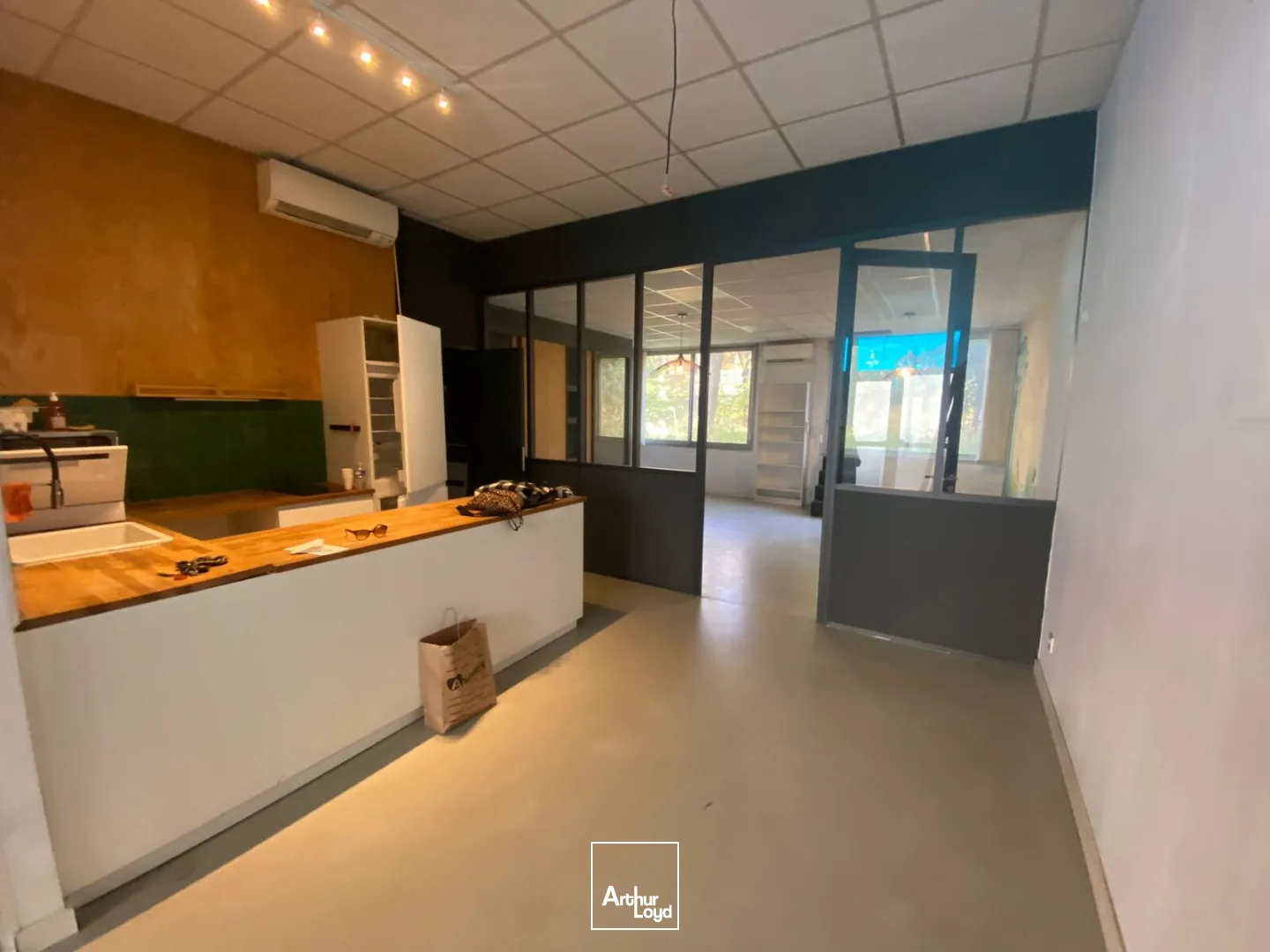 Local commercial à vendre - Baille / Castellane - 13005 Marseille