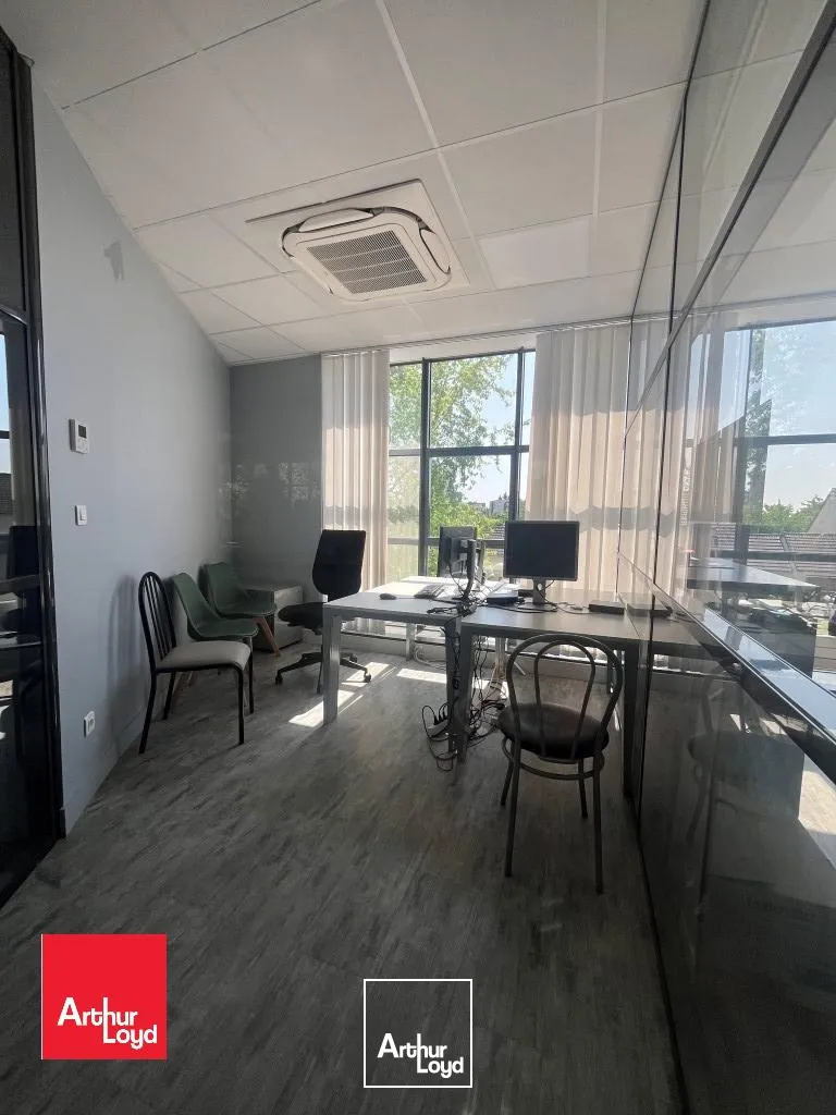 Bureau à vendre à LUCE 28110