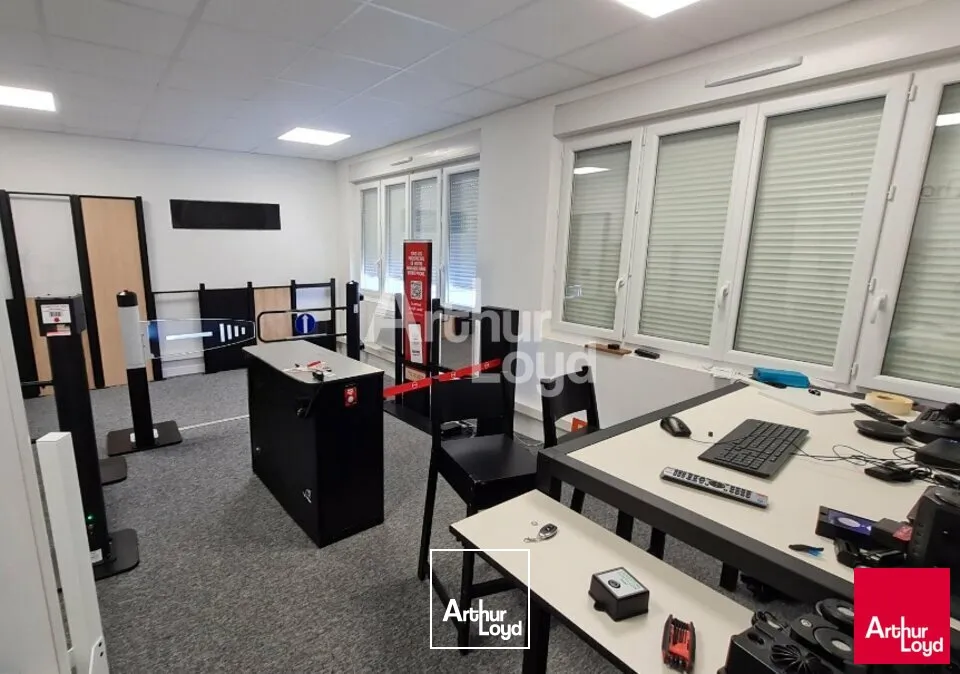 CHATEAUROUX METROPOLE - A LOUER - ESPACE DE BUREAUX - 70m² - 2209