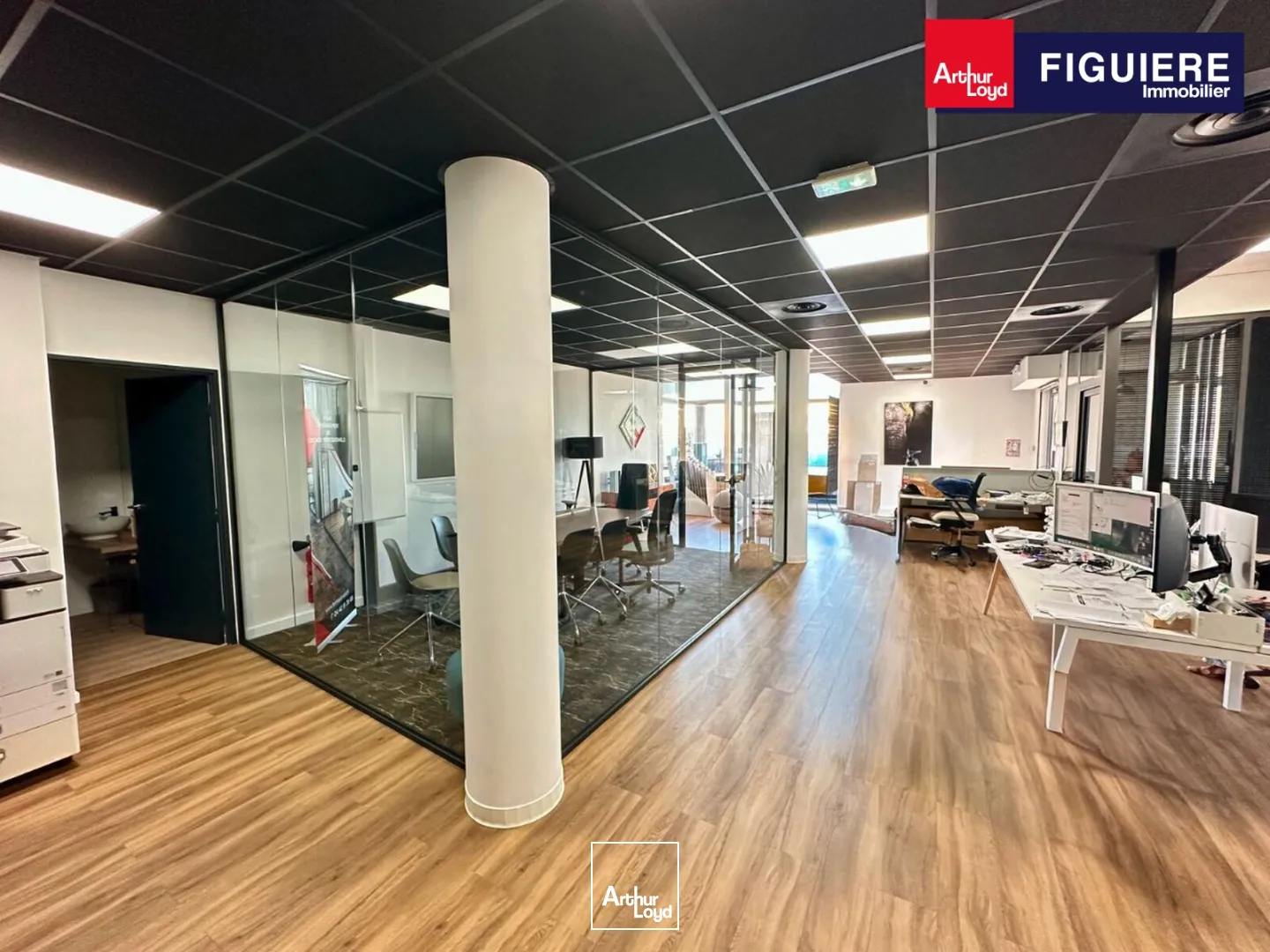 EXCLUSIVITÉ - BUREAUX DE STANDING À LOUER AVEC VISIBILITÉ