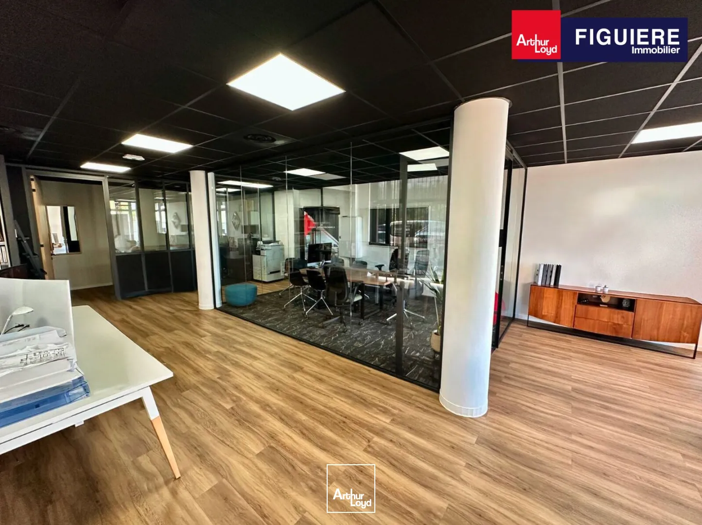 EXCLUSIVITÉ - BUREAUX DE STANDING À LOUER AVEC VISIBILITÉ