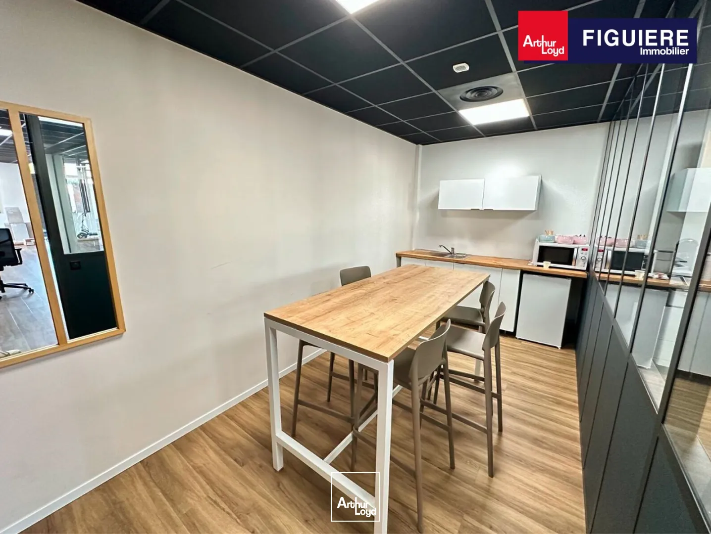 EXCLUSIVITÉ - BUREAUX DE STANDING À LOUER AVEC VISIBILITÉ