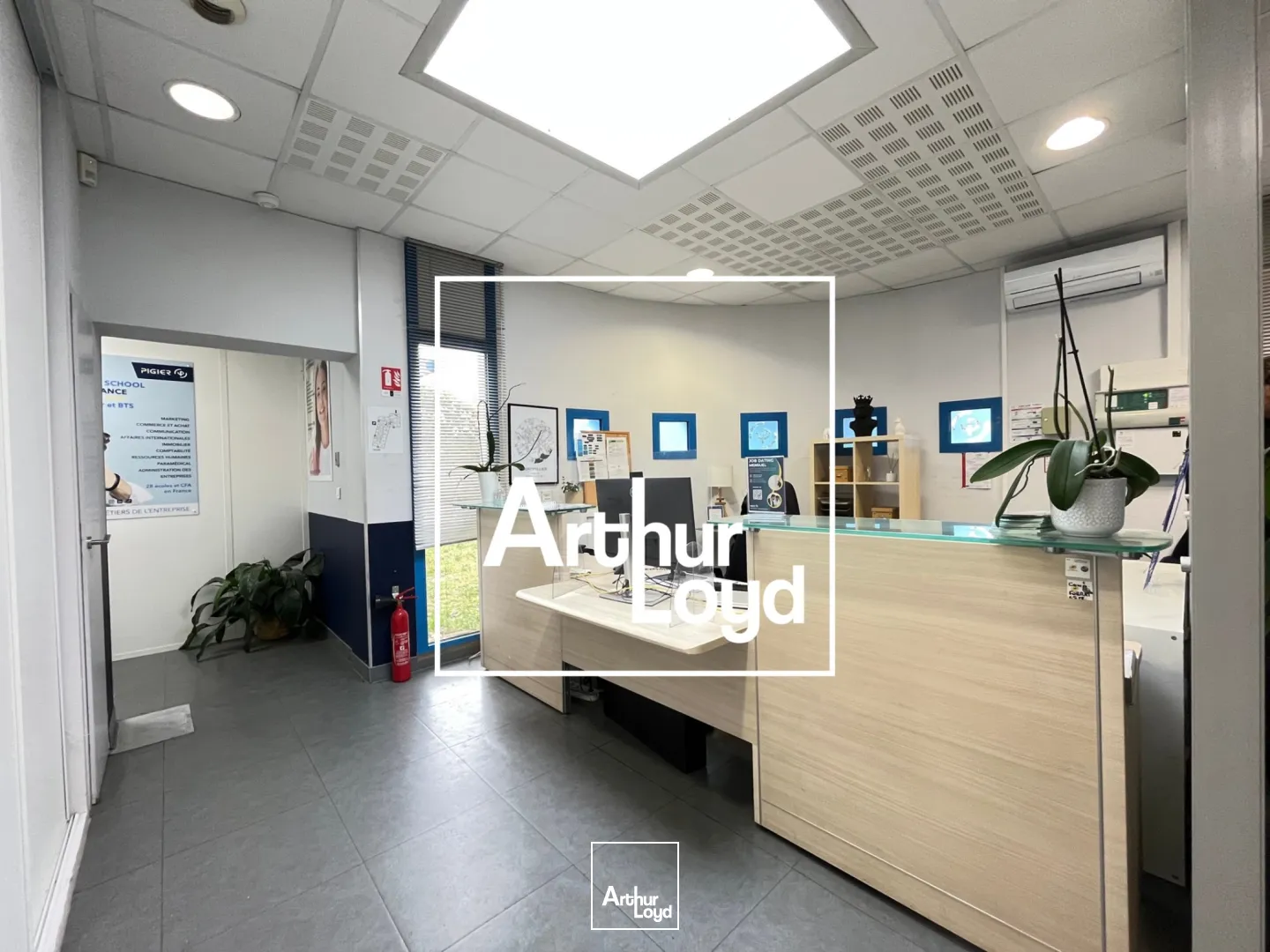 IMMEUBLE TERTIAIRE INDEPENDANT DE 880 M² ERP ET PMR A VENDRE - MONTPELLIER MILLENAIRE / PARKING PRIVATIF