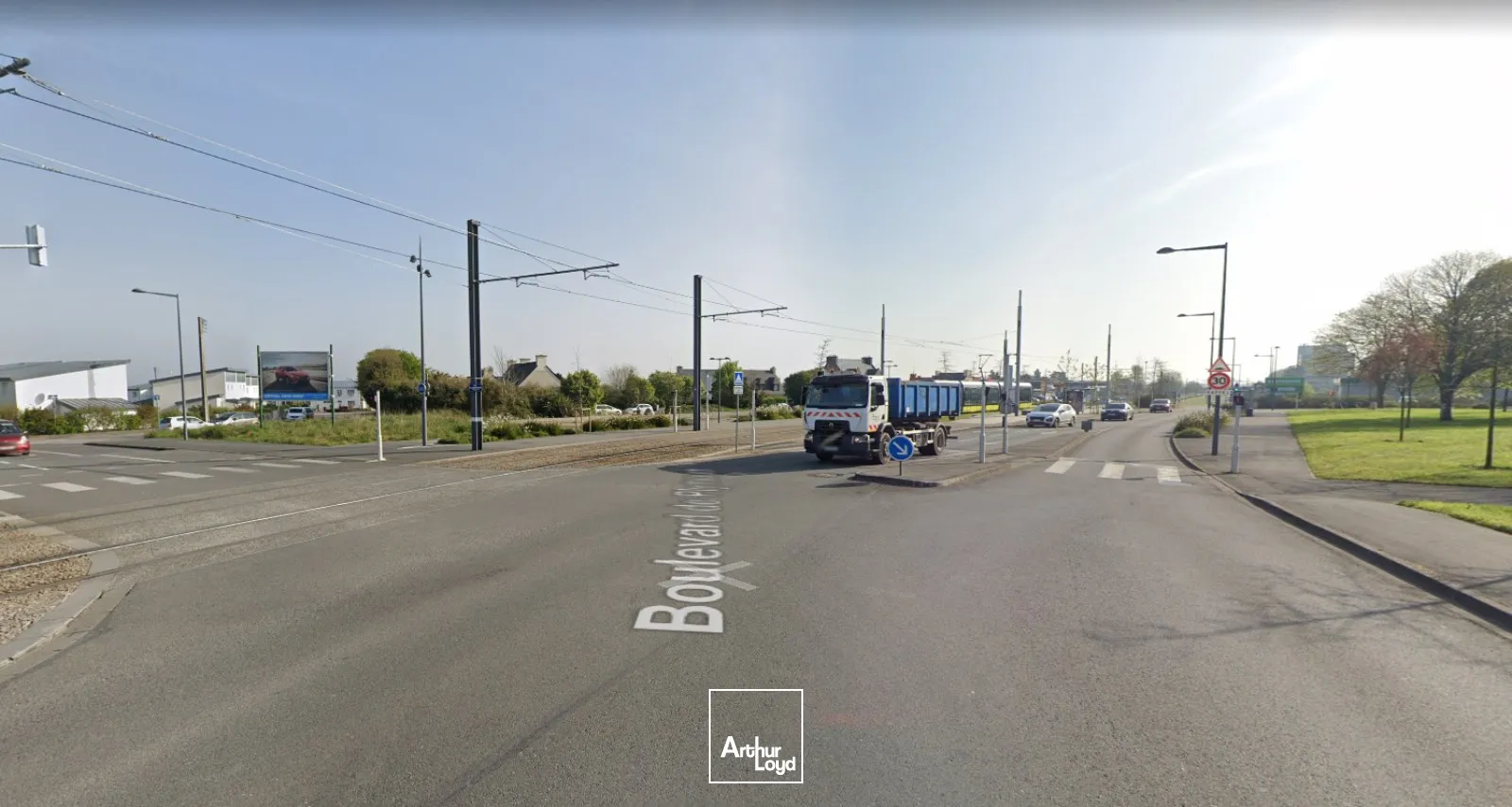 A LOUER CELLULE COMMERCIALE PLYMOUTH RIVE DROITE BREST