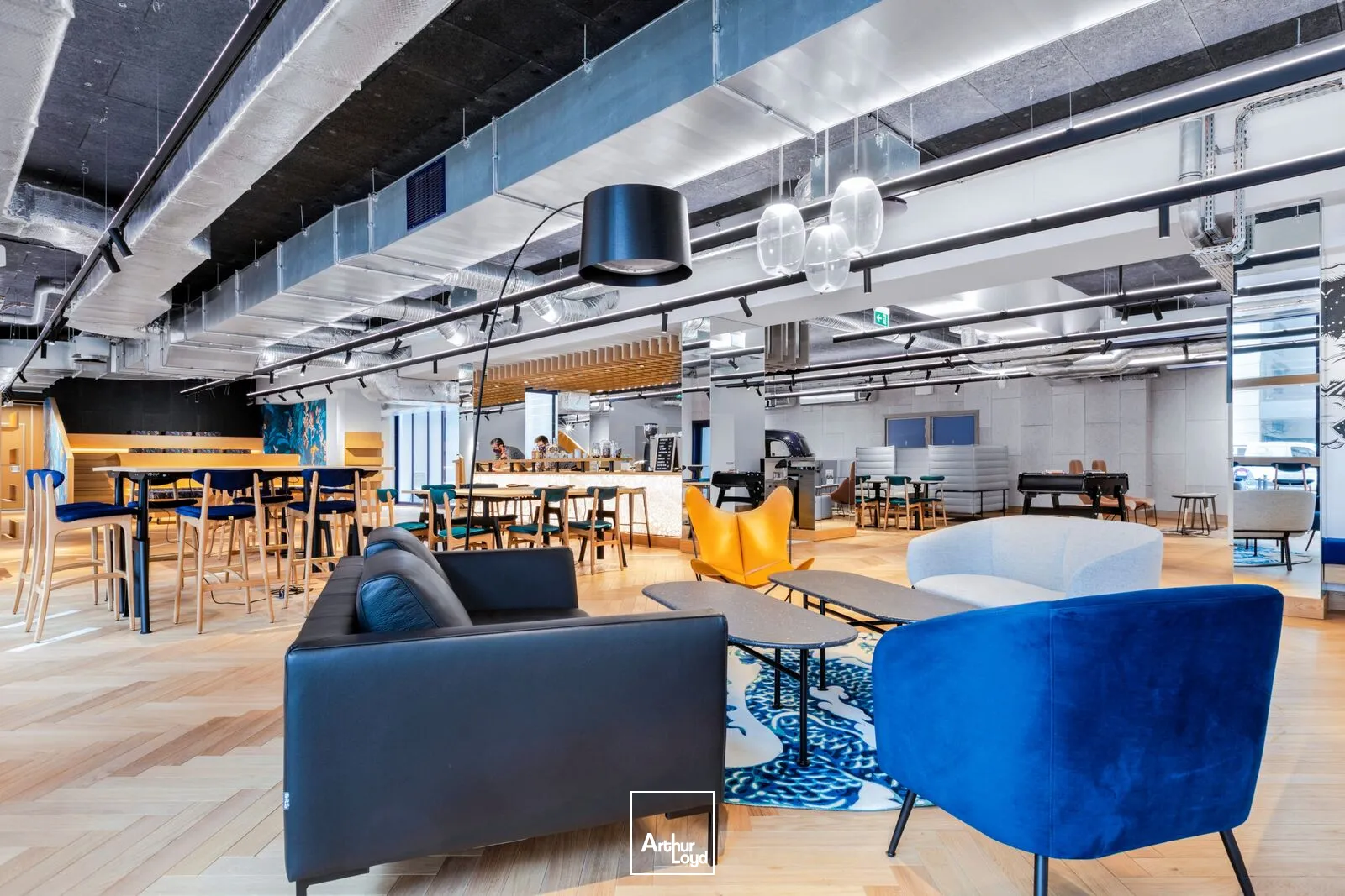 Un cadre de travail haut de gamme, de nombreux services, dans un immeuble immeuble moderne alliant confort, fonctionnalité, et loyer attractif