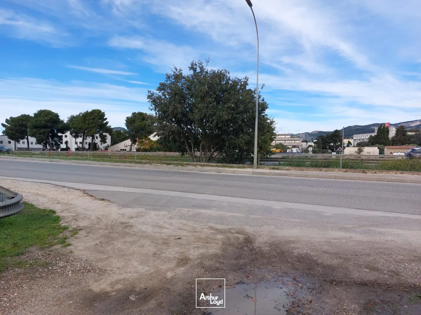 Local commercial à louer - ZAC Les Playes - Six-Fours-les-Plages