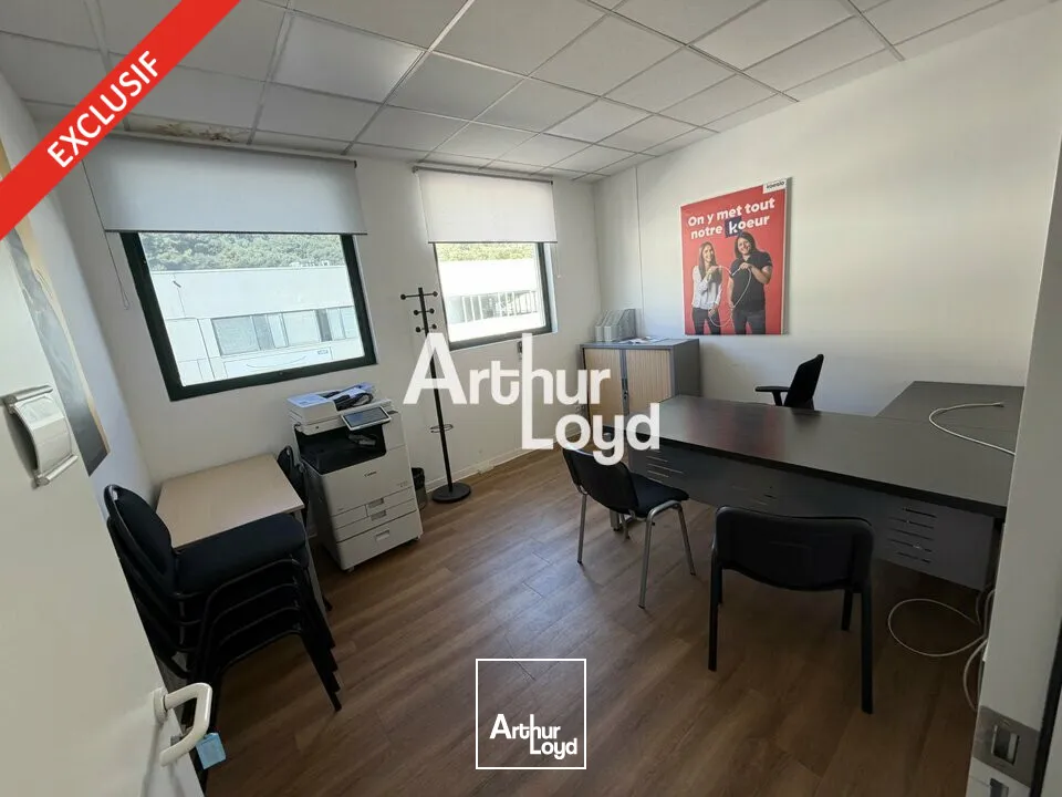 Bureaux et petit stockage sur la route de la Baronne